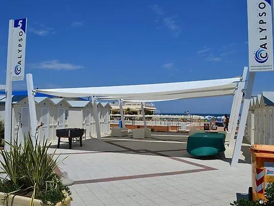 Residence Brasile - Luxury apartment Misano Adriatico 0*,  Italy